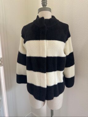 NWT MELLODAY Black and Ivory Sweater